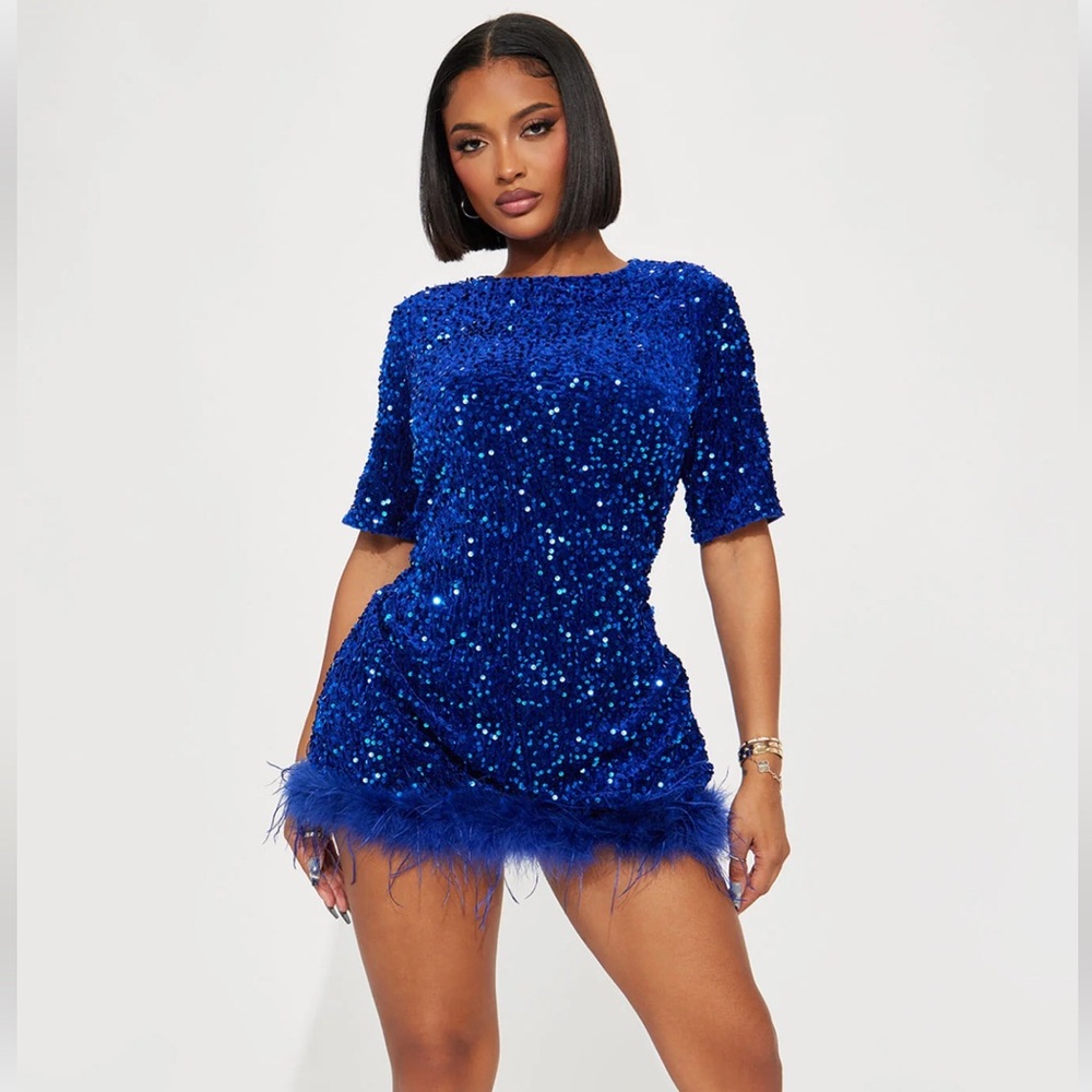 Blue sequins dress